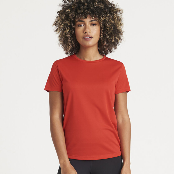 Wolf Instinct Women's recycled cool T Thumbnail